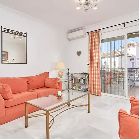 Townhouse Burriana Feriehus *