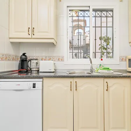 Дом отдыха Townhouse Burriana Нерха