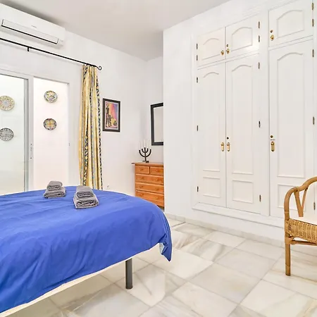 Дом отдыха Townhouse Burriana Нерха