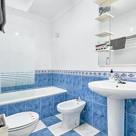 Дом отдыха Townhouse Burriana Нерха